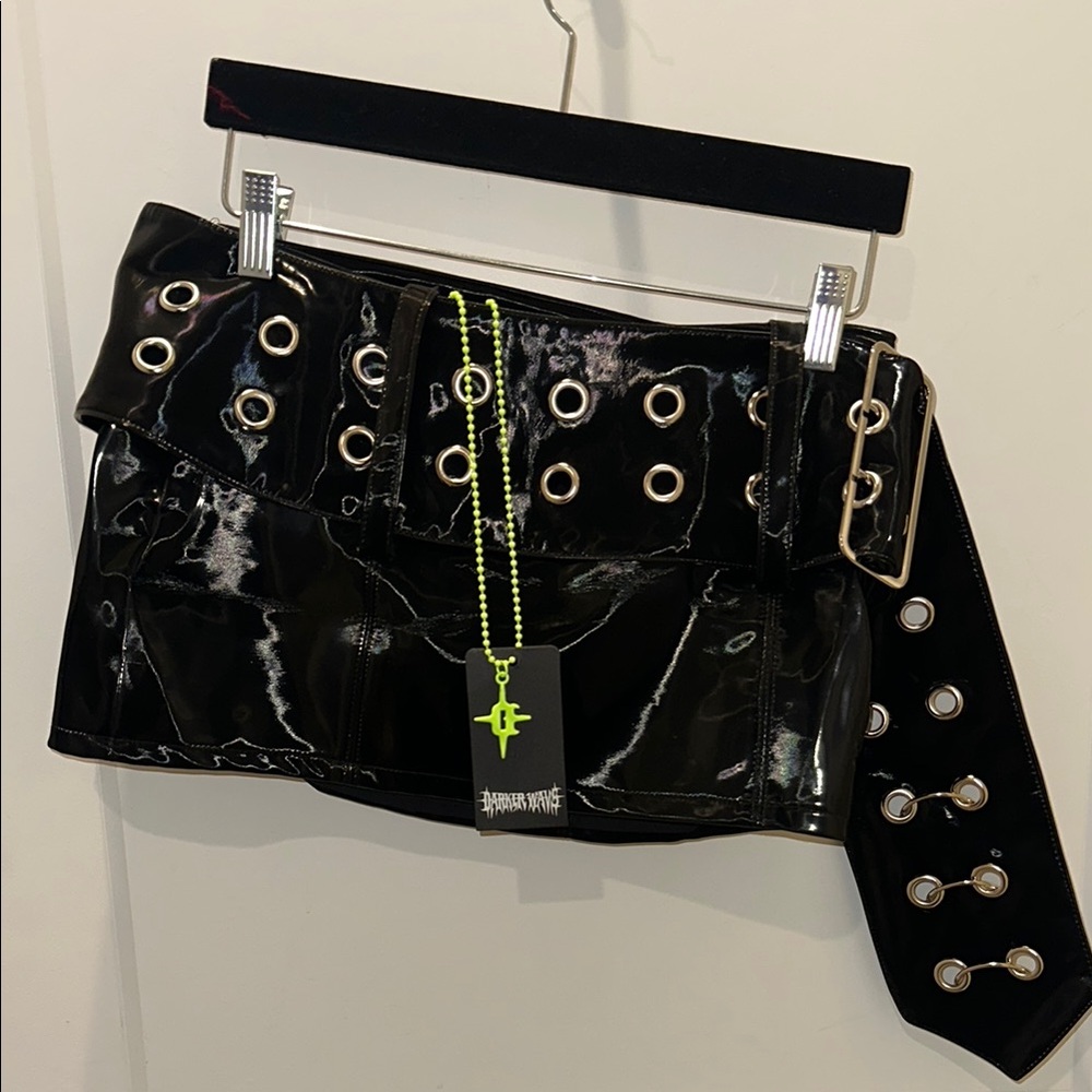 Darker Wavs DIATONIC BELTED MINI SKIRT